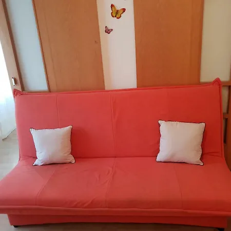 Niko Apartment *