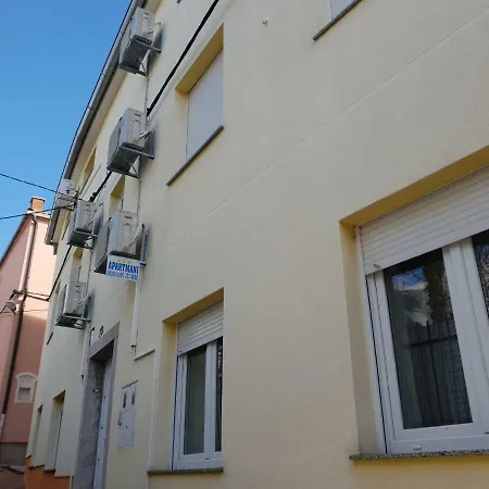 Niko Apartment